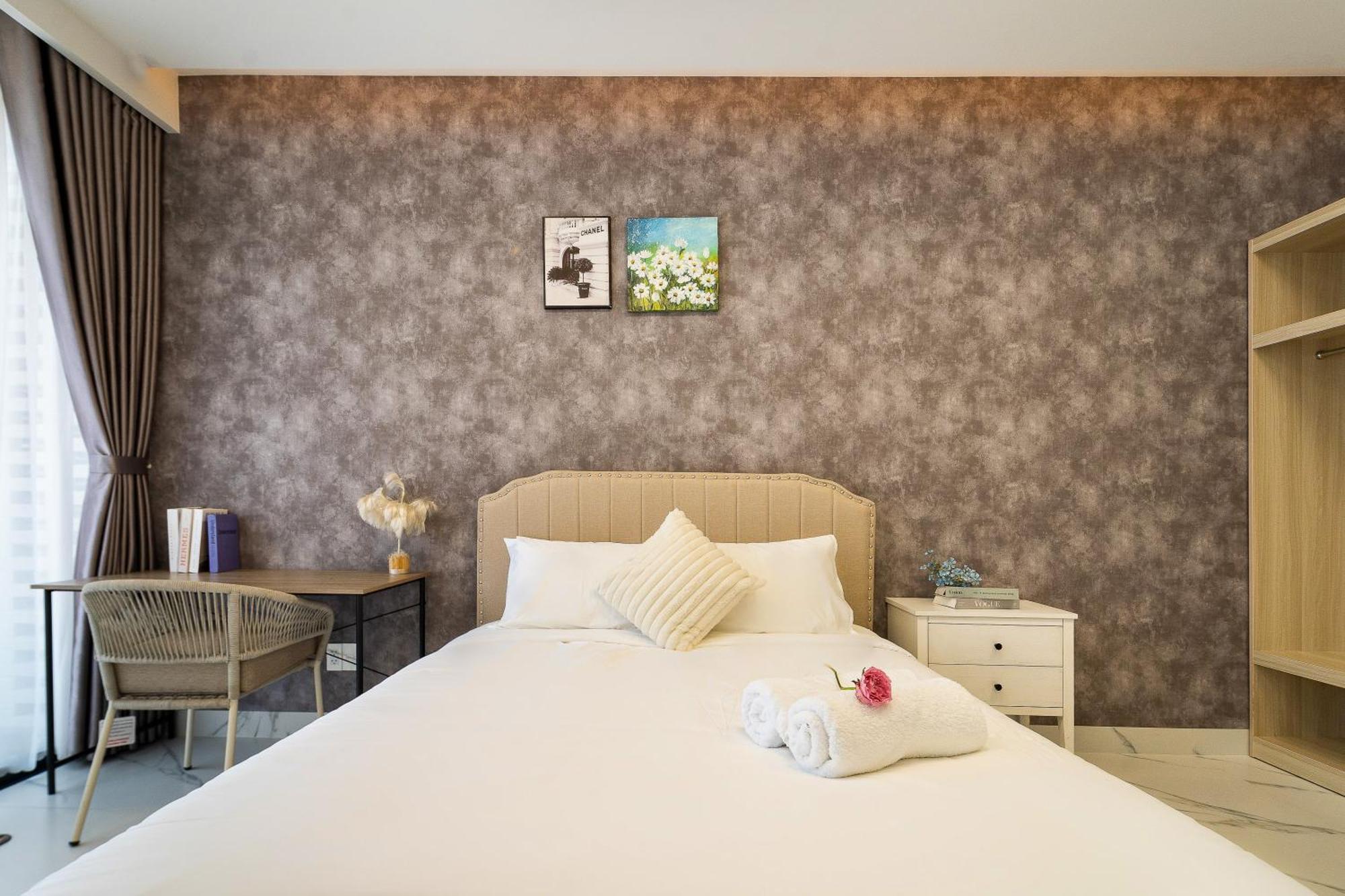 The Global Luxury Soho